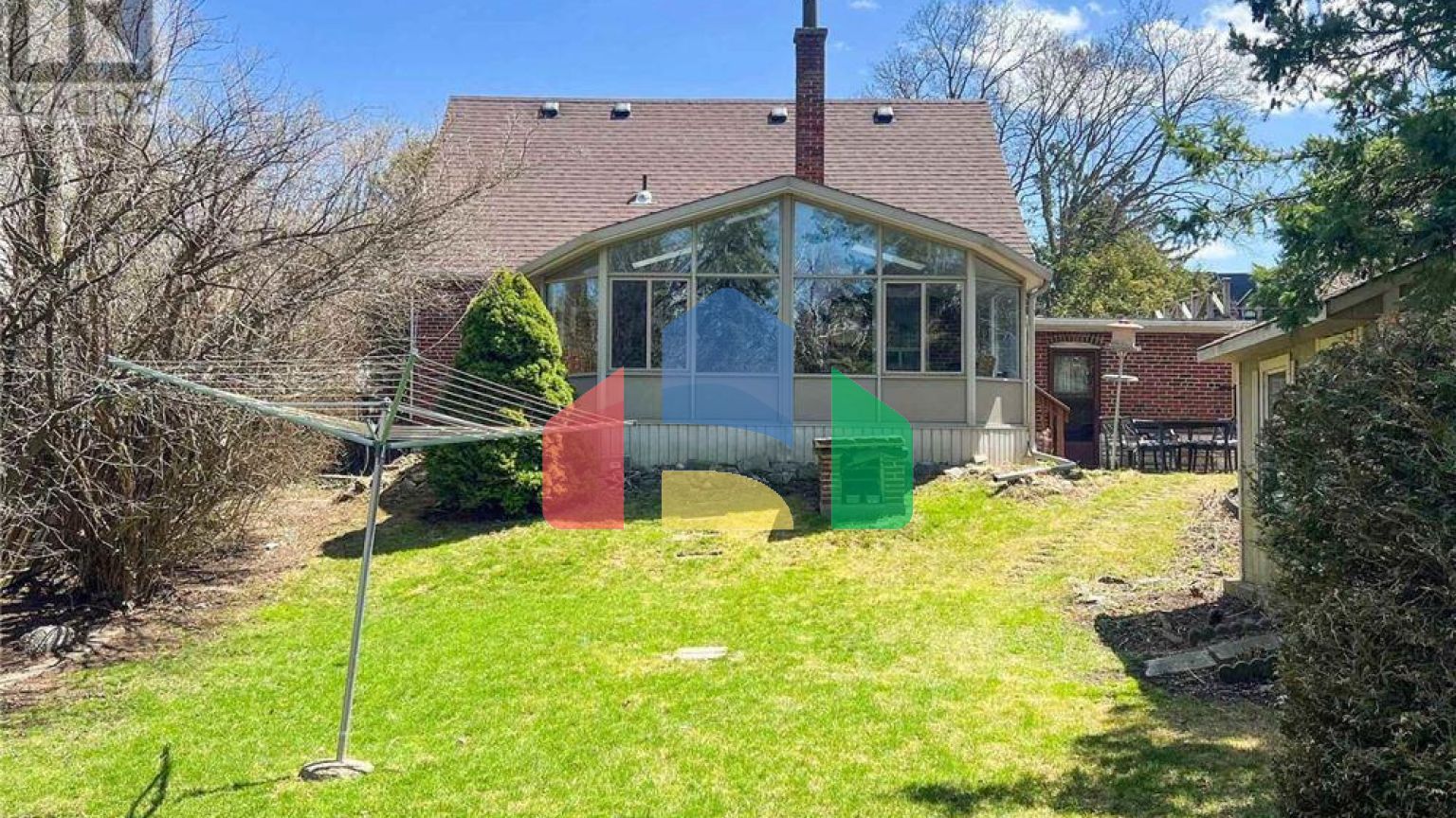 Residential - Single Family Home - Toronto, Canada - Canada