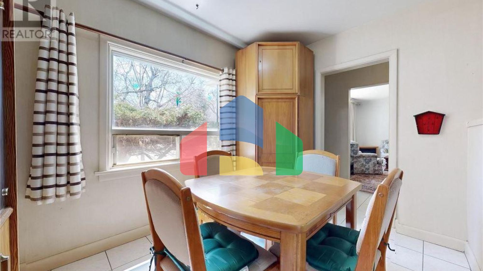 Residential - Single Family Home - Toronto, Canada - Canada