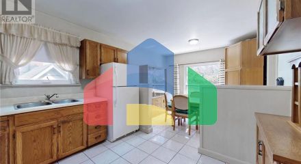 Residential - Single Family Home - Toronto, Canada - Canada