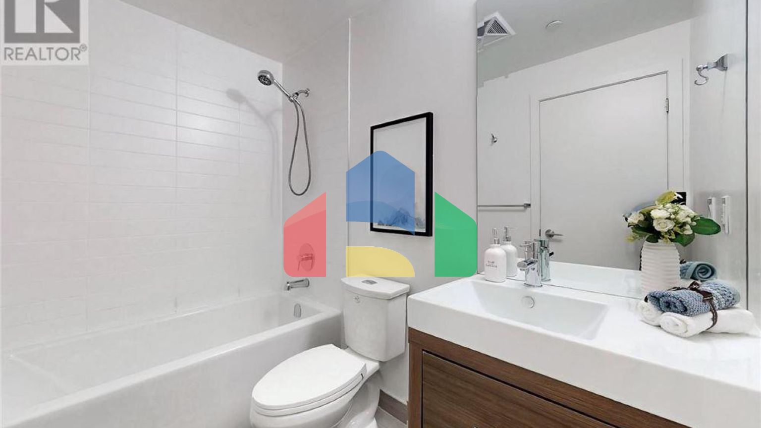 Residential - Condo/Apartment - Toronto, Canada - Canada