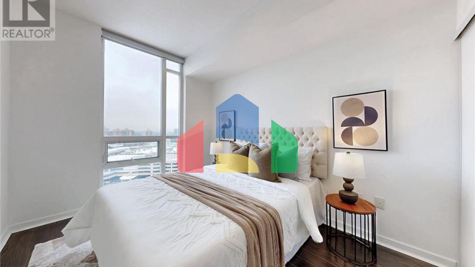 Residential - Condo/Apartment - Toronto, Canada - Canada