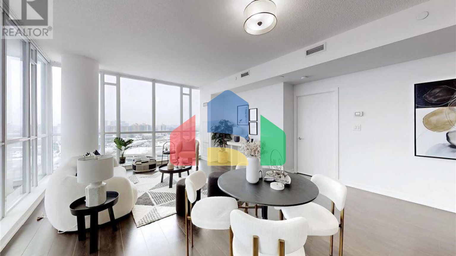 Residential - Condo/Apartment - Toronto, Canada - Canada