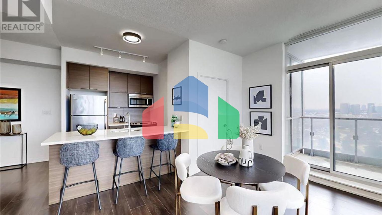 Residential - Condo/Apartment - Toronto, Canada - Canada