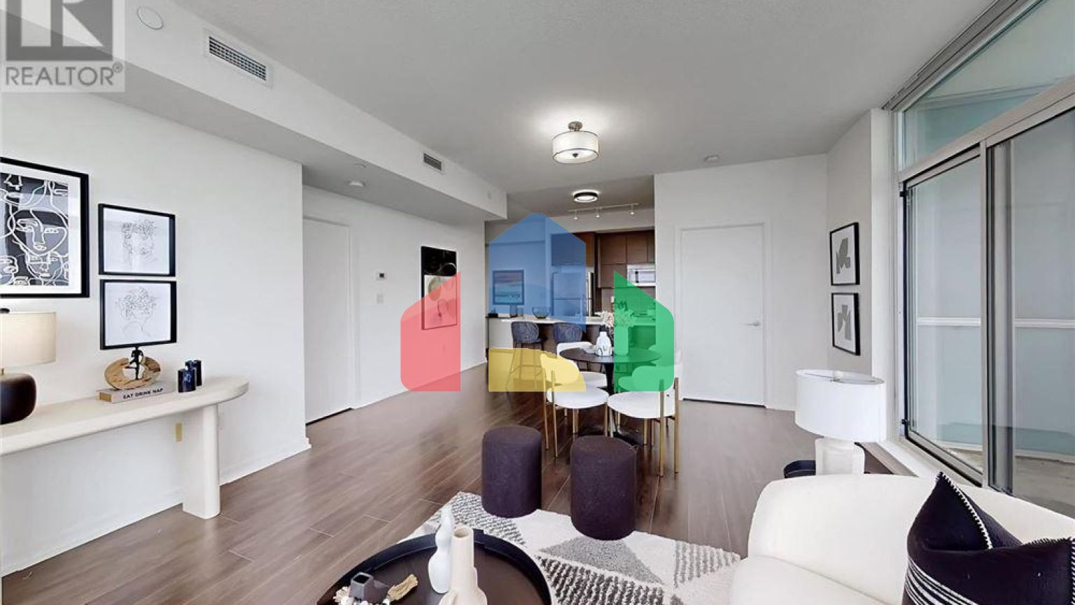 Residential - Condo/Apartment - Toronto, Canada - Canada