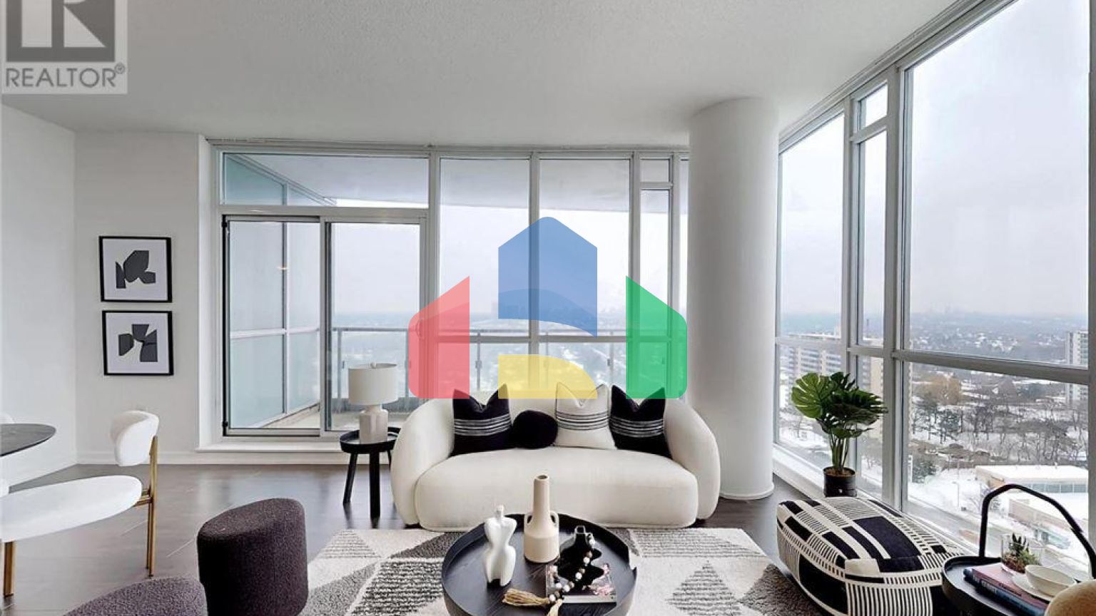 Residential - Condo/Apartment - Toronto, Canada - Canada