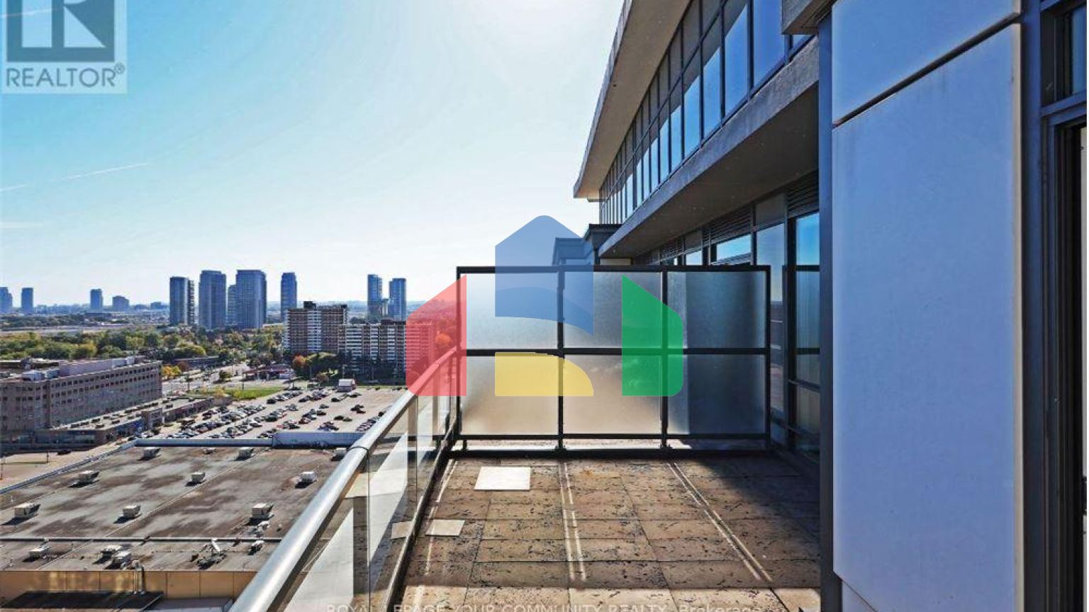 Residential - Single Family Home - Toronto, Canada - Canada