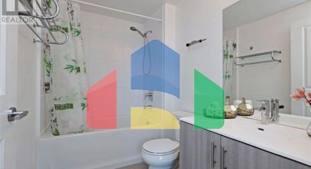 Residential - Single Family Home - Toronto, Canada - Canada