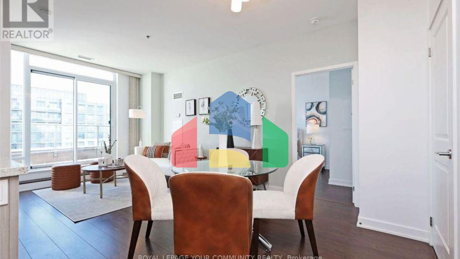 Residential - Single Family Home - Toronto, Canada - Canada