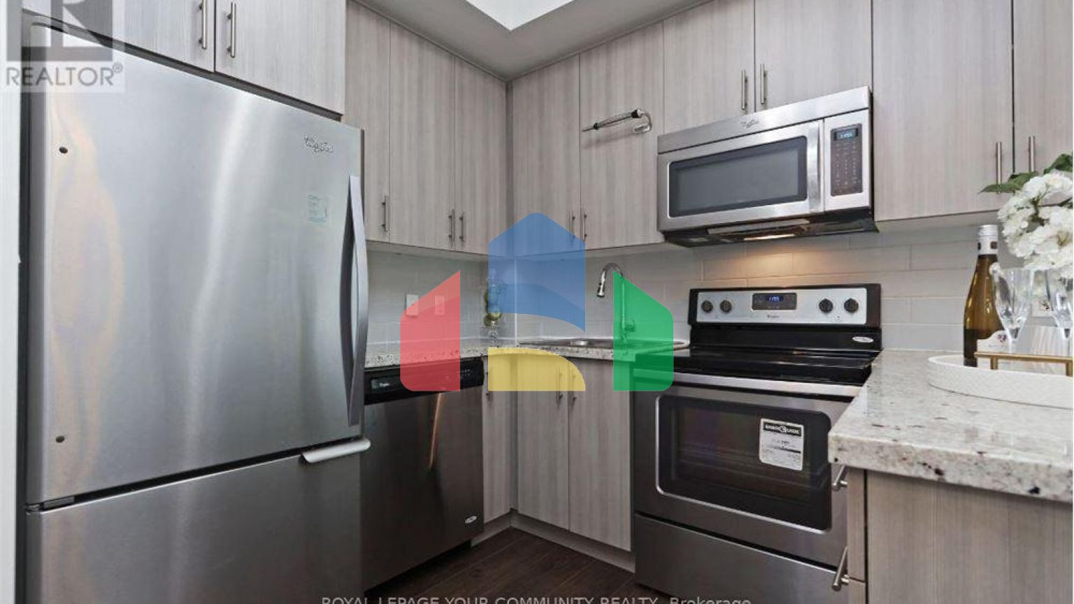 Residential - Single Family Home - Toronto, Canada - Canada