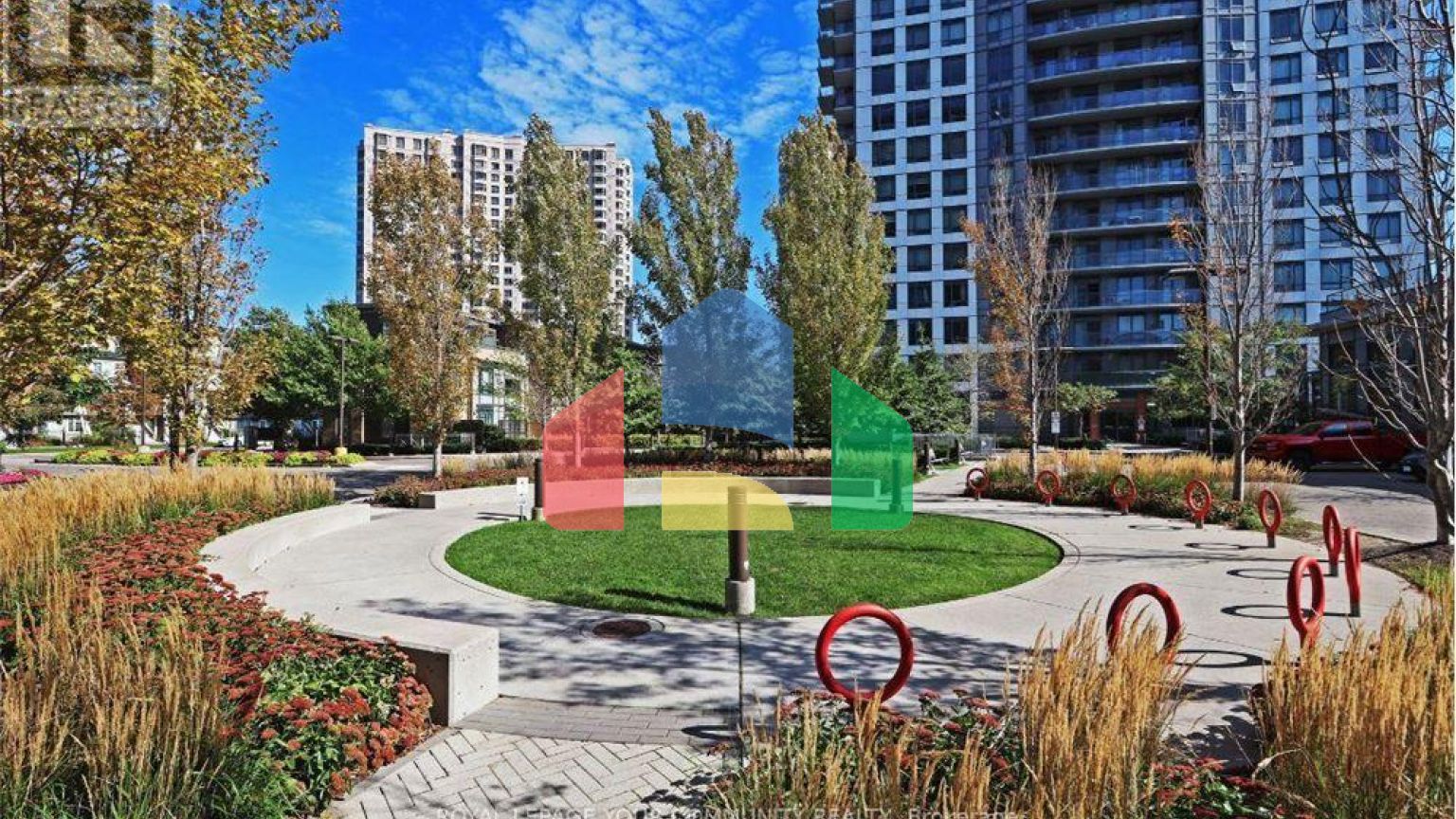 Residential - Single Family Home - Toronto, Canada - Canada