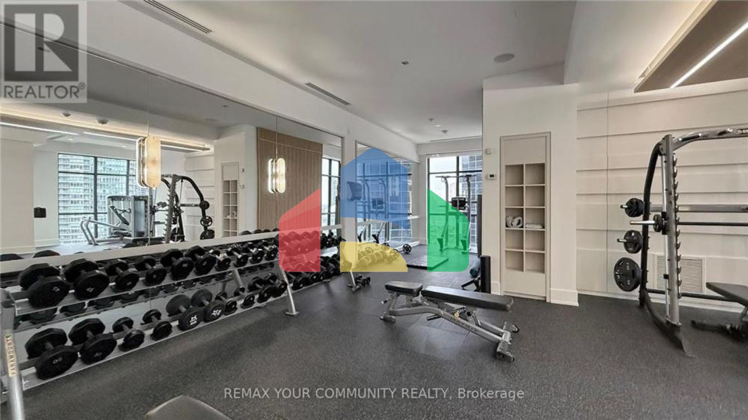 Residential - Single Family Home - Toronto, Canada - Canada