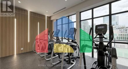 Residential - Single Family Home - Toronto, Canada - Canada