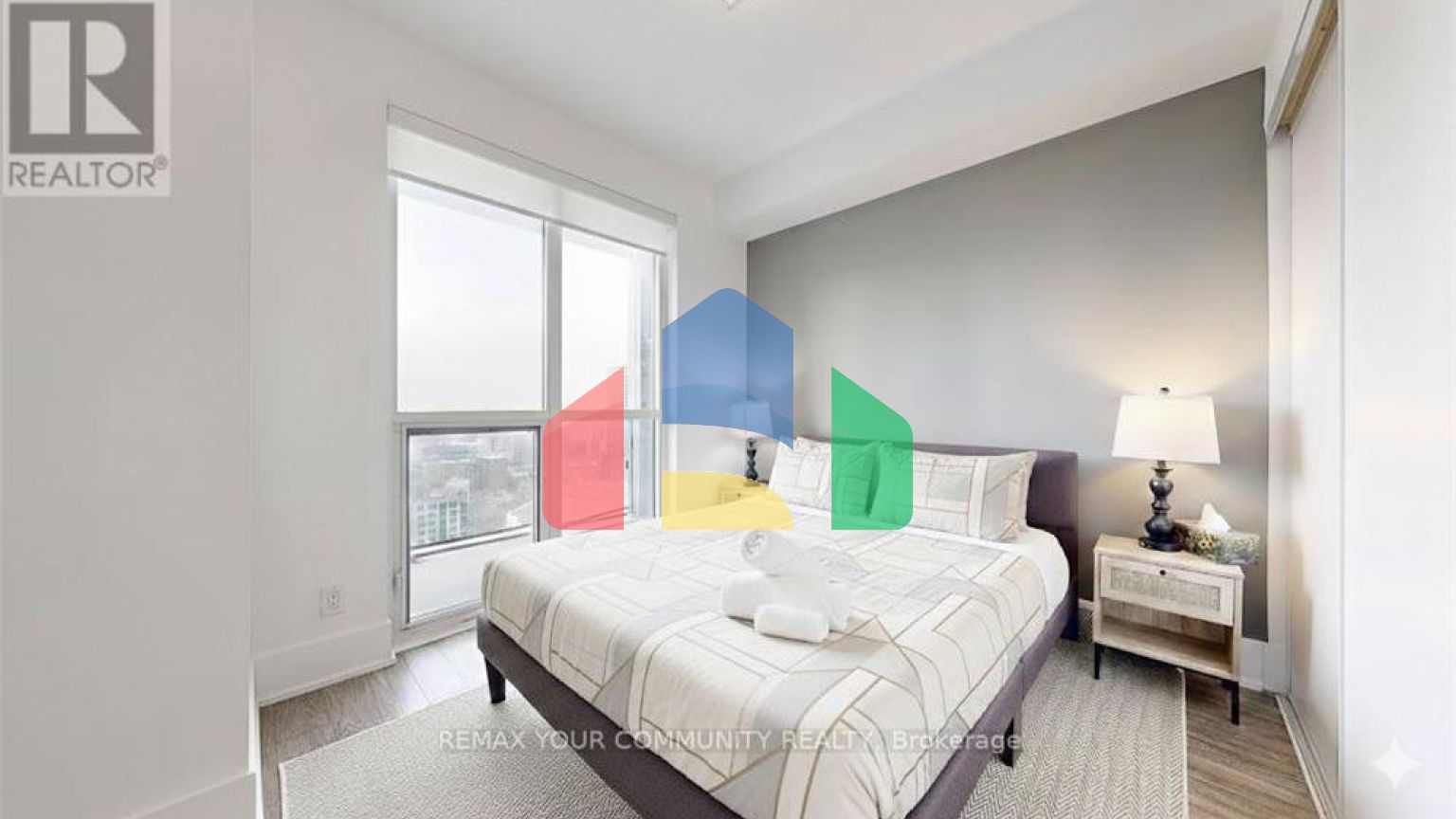 Residential - Single Family Home - Toronto, Canada - Canada