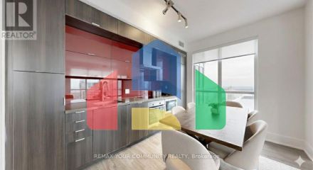 Residential - Single Family Home - Toronto, Canada - Canada