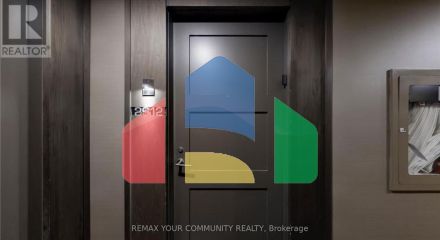 Residential - Single Family Home - Toronto, Canada - Canada