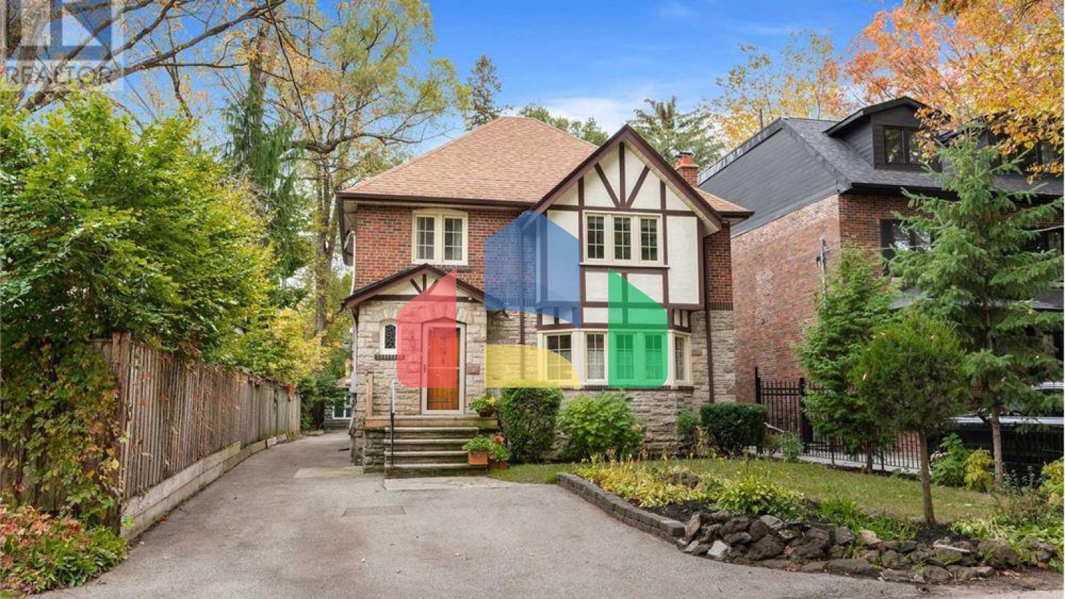 Residential - Single Family Home - Toronto, Canada - Canada