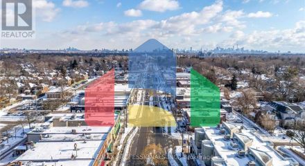 Residential - Single Family Home - Toronto, Canada - Canada