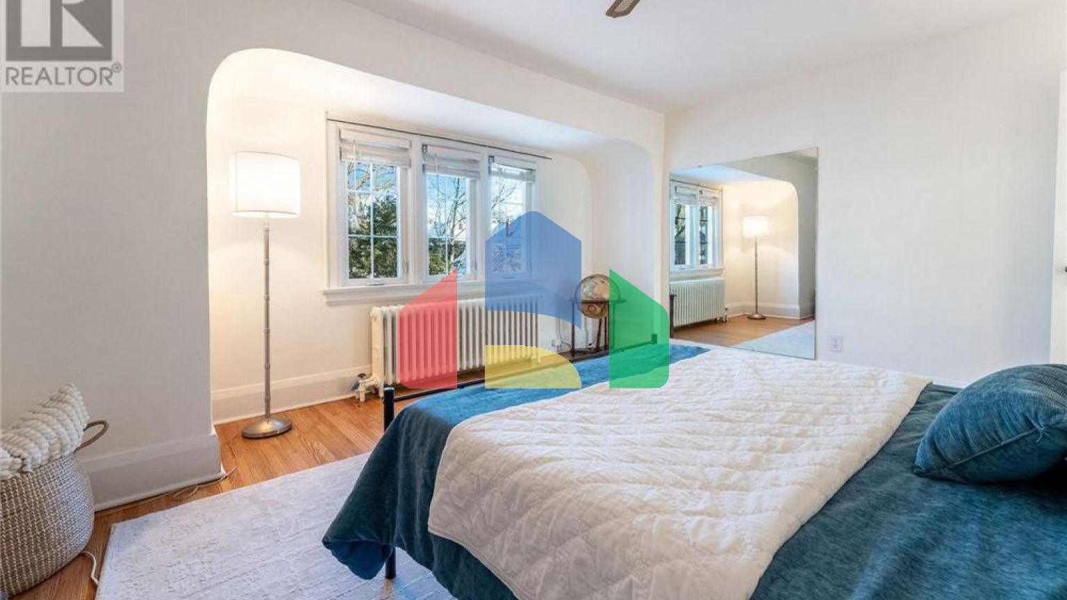 Residential - Single Family Home - Toronto, Canada - Canada