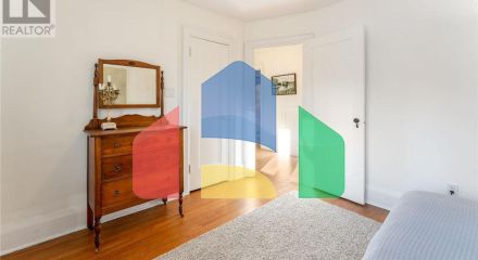 Residential - Single Family Home - Toronto, Canada - Canada