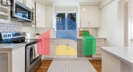 Residential - Single Family Home - Toronto, Canada - Canada