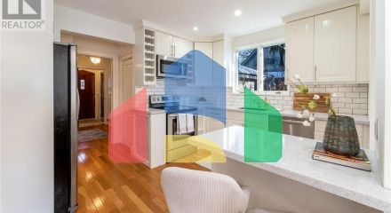 Residential - Single Family Home - Toronto, Canada - Canada