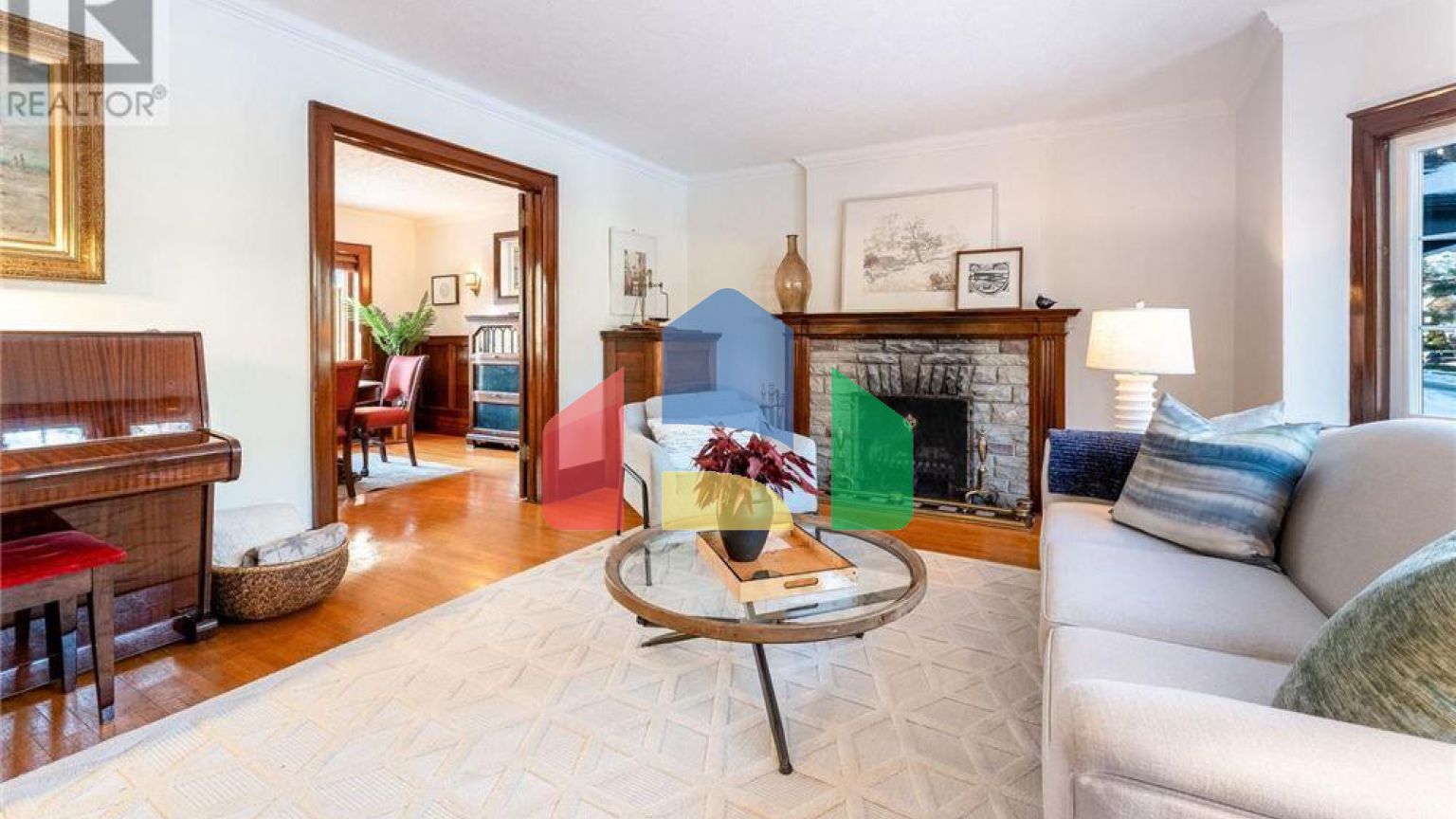 Residential - Single Family Home - Toronto, Canada - Canada