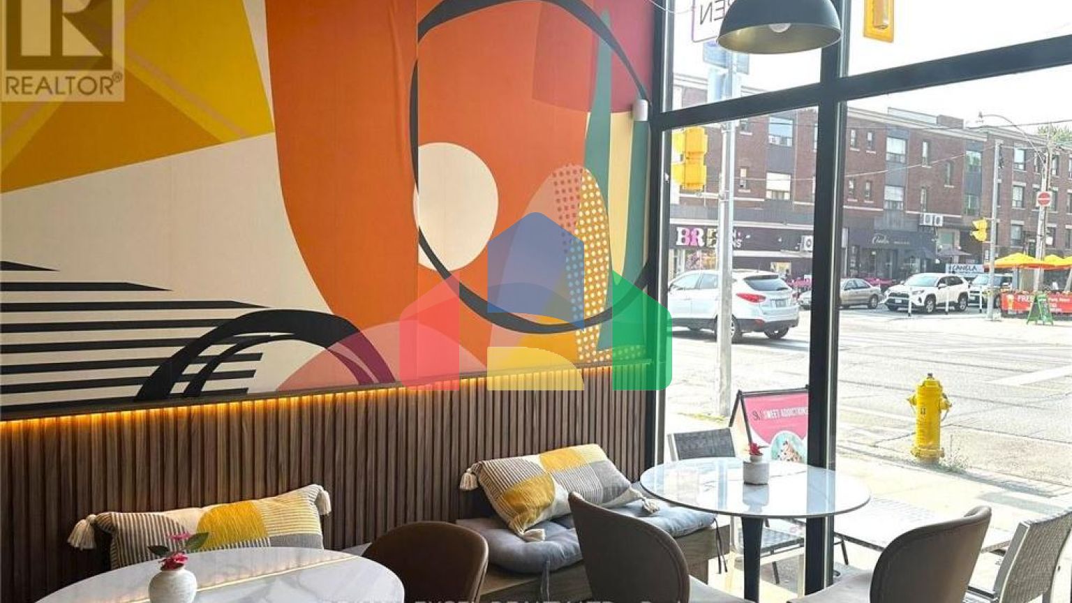 Commercial - Commercial/Retail - Toronto, Canada - Canada