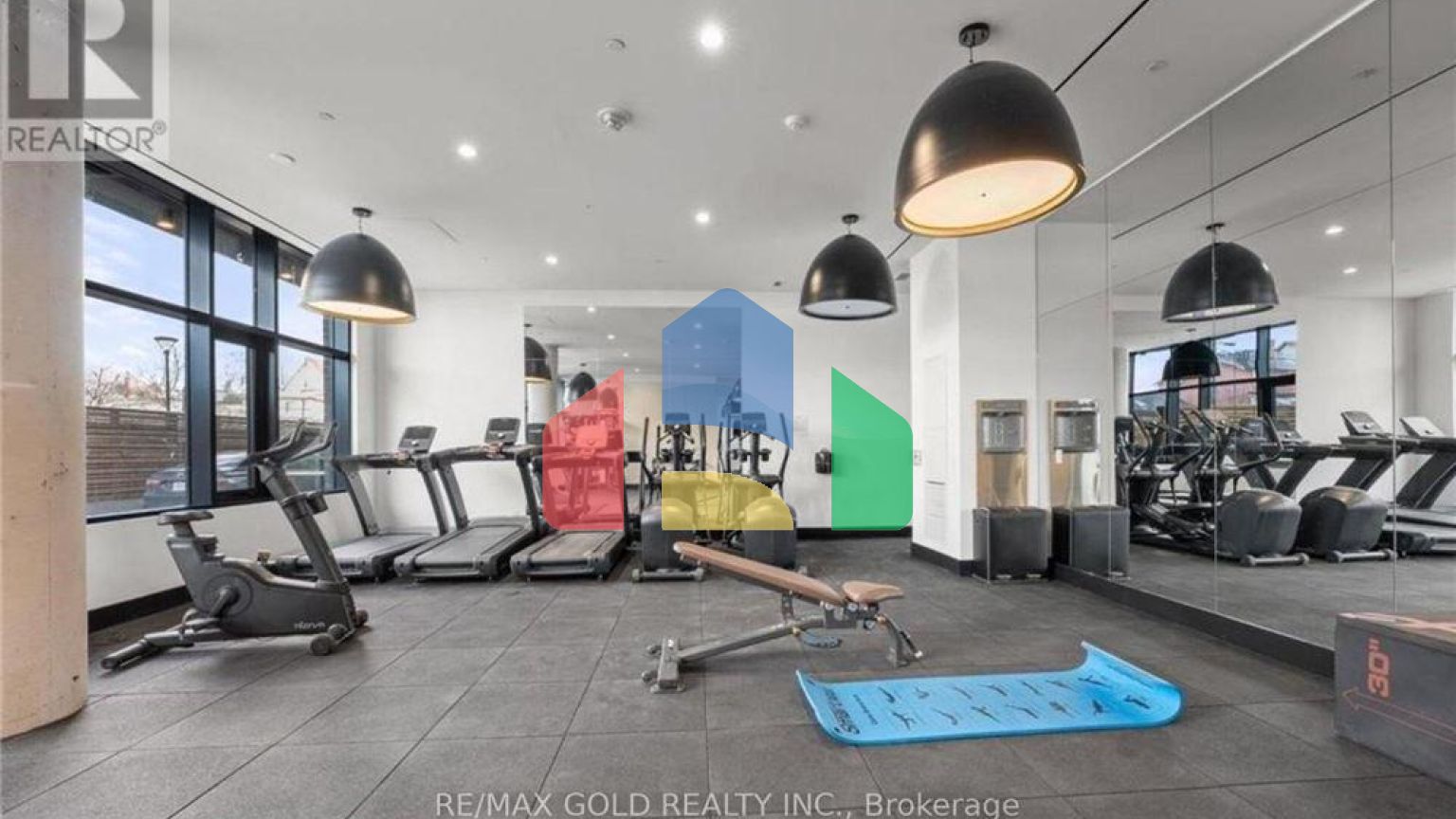 Residential - Single Family Home - Toronto, Canada - Canada