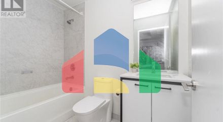 Residential - Single Family Home - Toronto, Canada - Canada