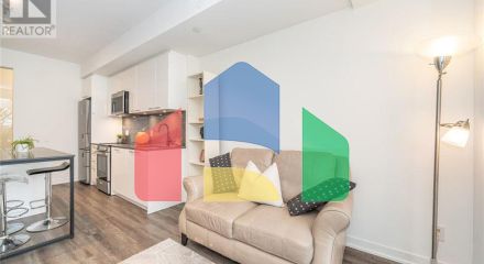 Residential - Single Family Home - Toronto, Canada - Canada