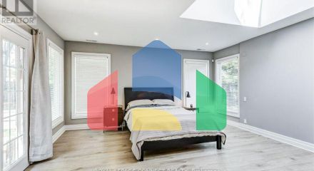 Residential - Single Family Home - Toronto, Canada - Canada