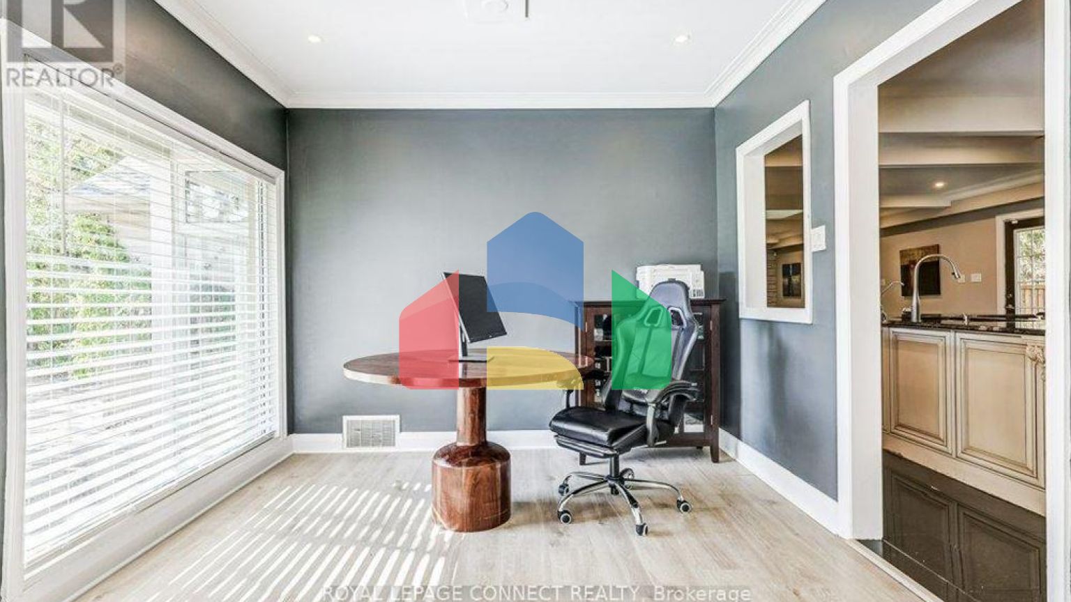 Residential - Single Family Home - Toronto, Canada - Canada