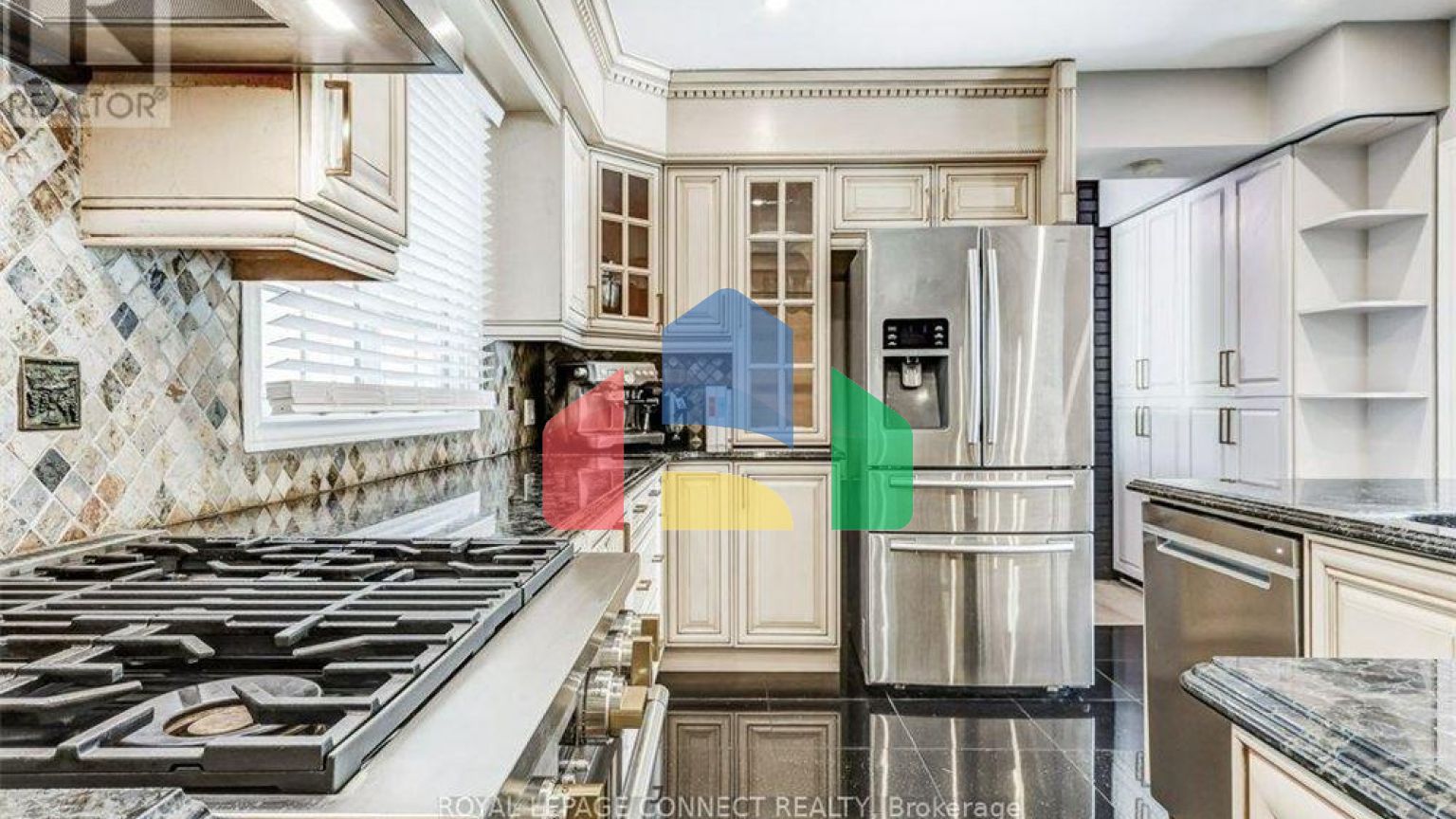 Residential - Single Family Home - Toronto, Canada - Canada