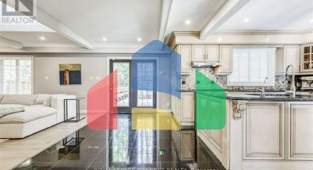 Residential - Single Family Home - Toronto, Canada - Canada