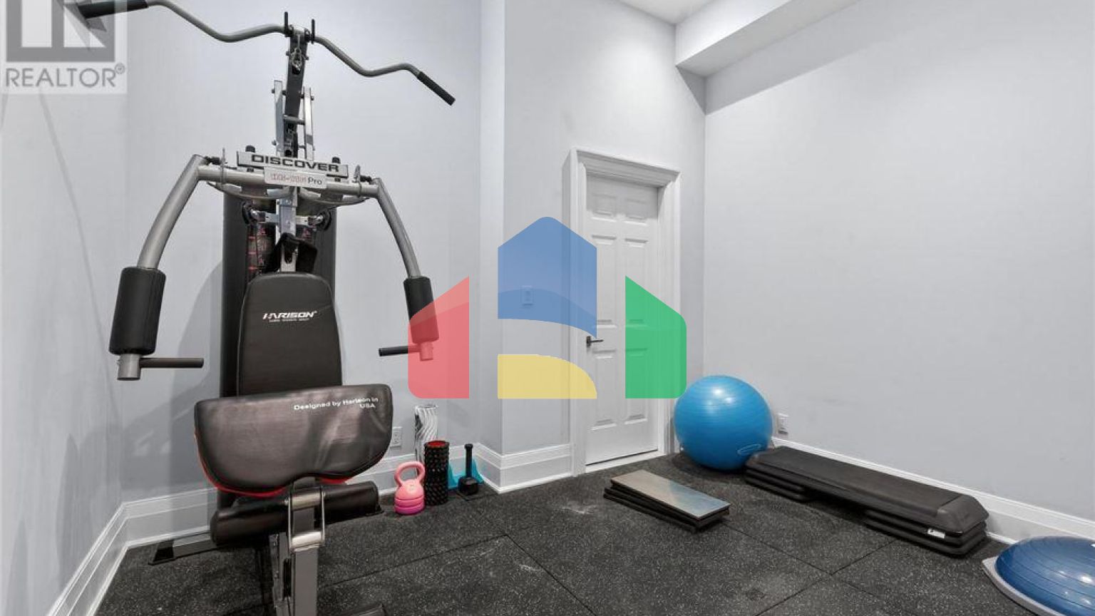 Residential - Single Family Home - Toronto, Canada - Canada