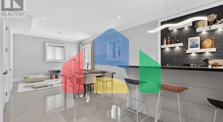 Residential - Single Family Home - Toronto, Canada - Canada