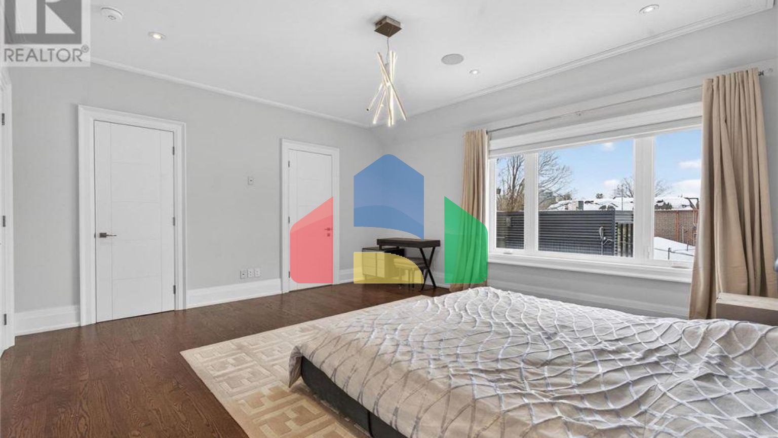 Residential - Single Family Home - Toronto, Canada - Canada