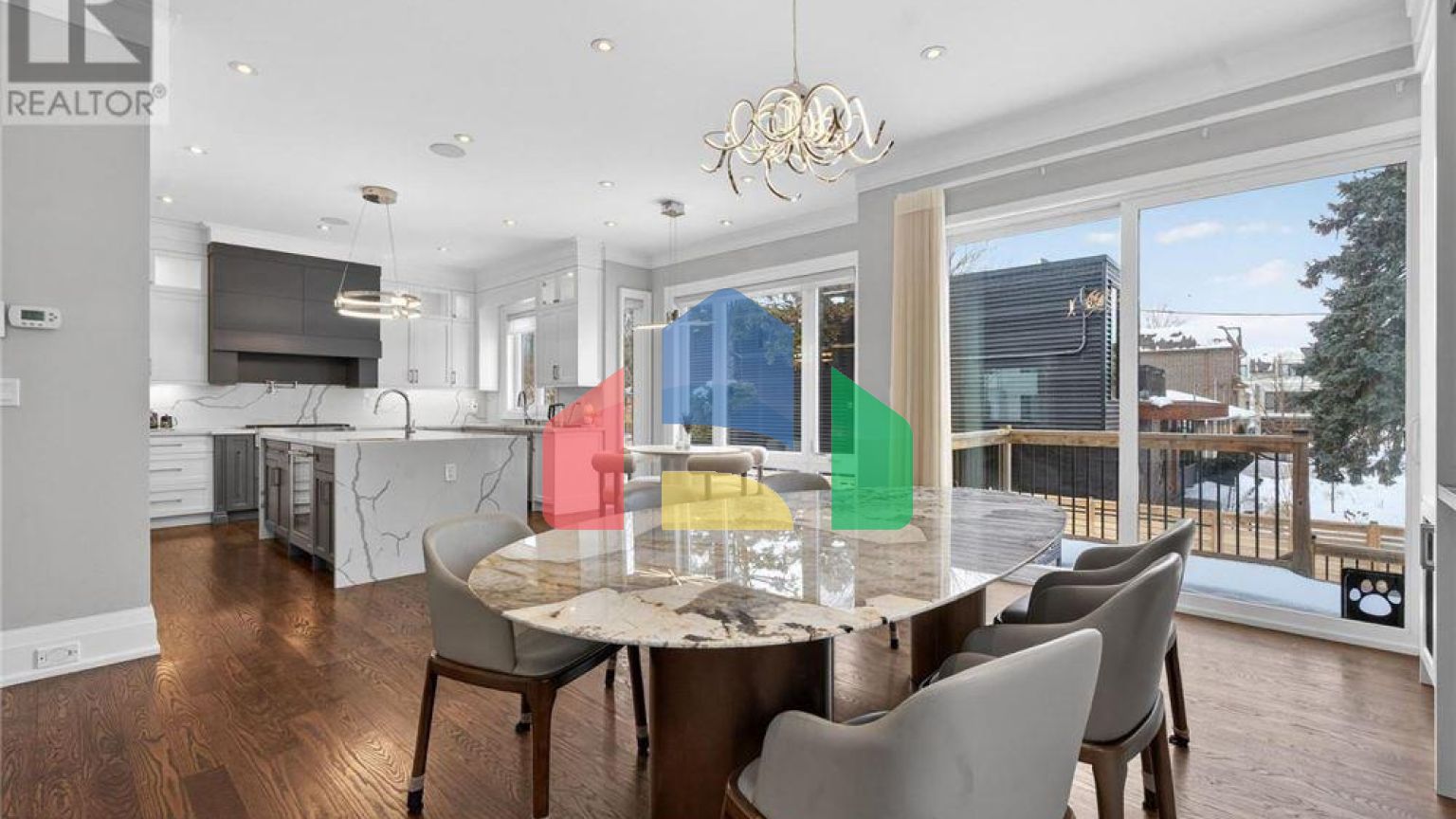 Residential - Single Family Home - Toronto, Canada - Canada