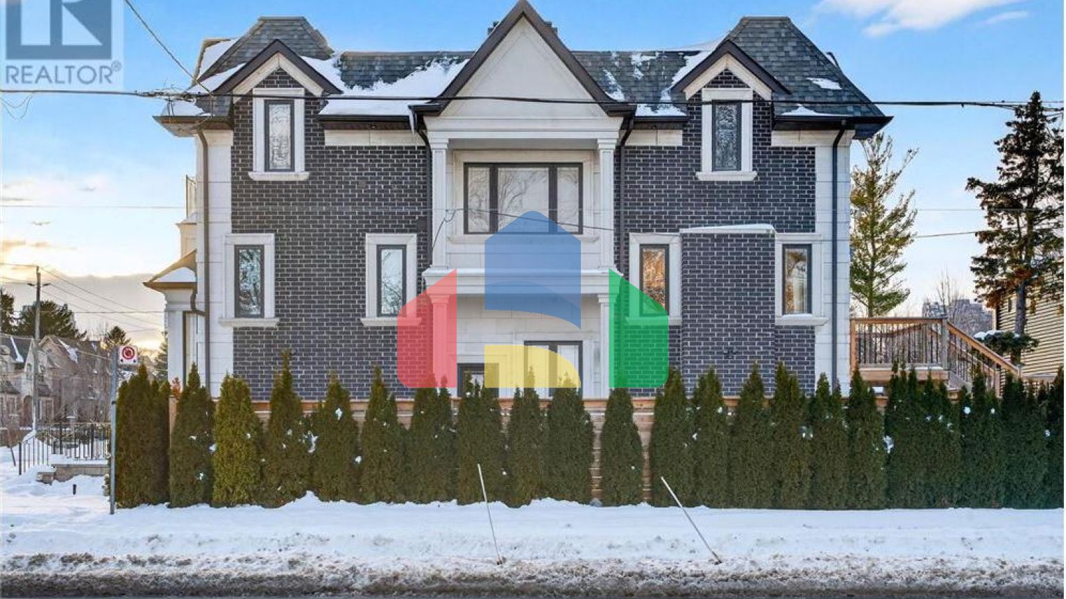 Residential - Single Family Home - Toronto, Canada - Canada