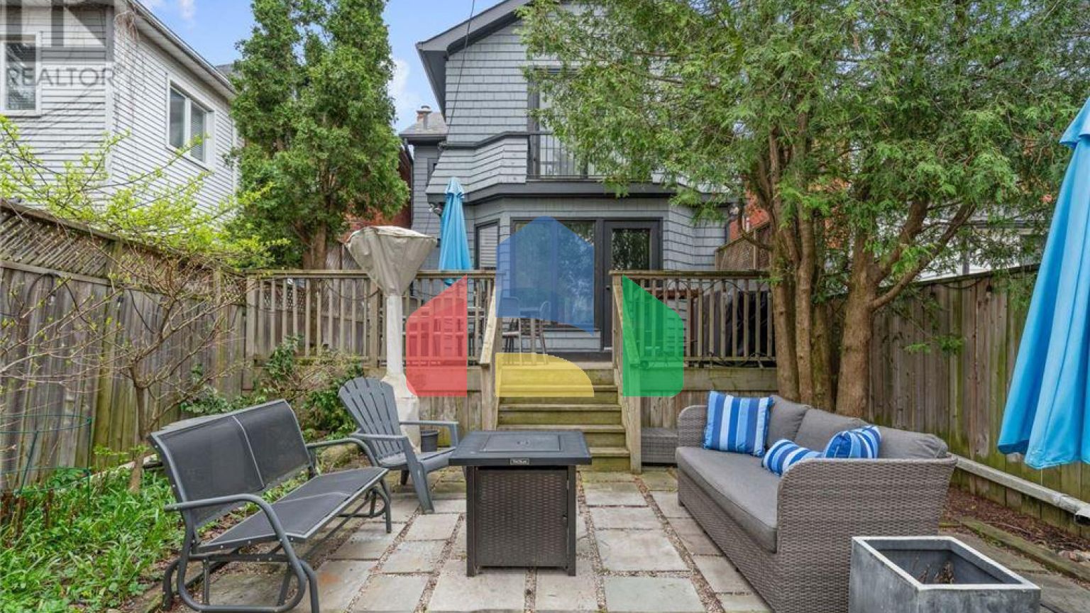 Residential - Single Family Home - Toronto, Canada - Canada