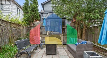 Residential - Single Family Home - Toronto, Canada - Canada