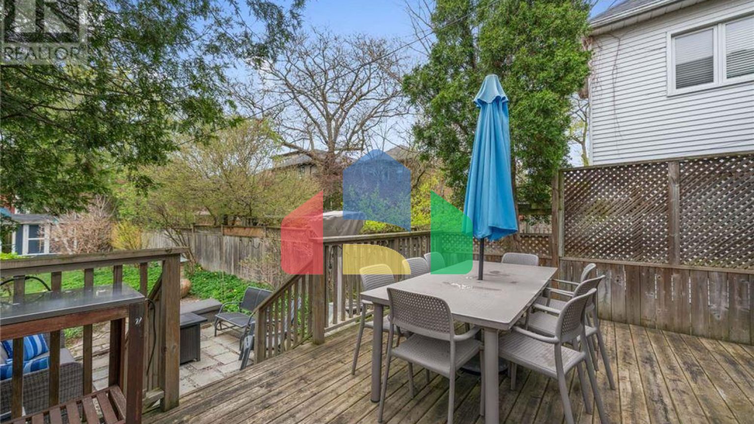 Residential - Single Family Home - Toronto, Canada - Canada