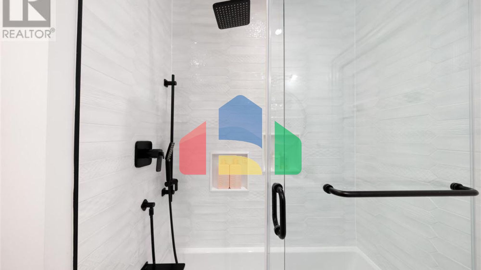 Residential - Single Family Home - Toronto, Canada - Canada