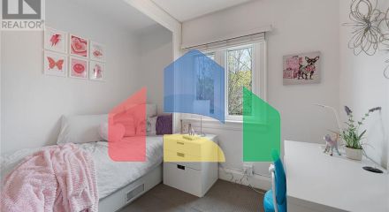 Residential - Single Family Home - Toronto, Canada - Canada