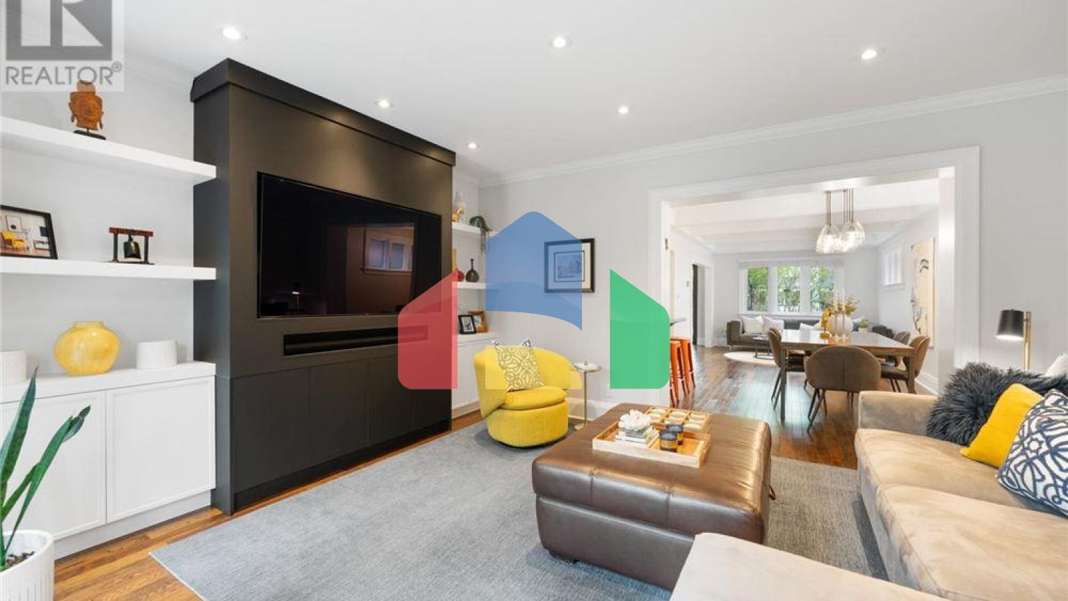 Residential - Single Family Home - Toronto, Canada - Canada