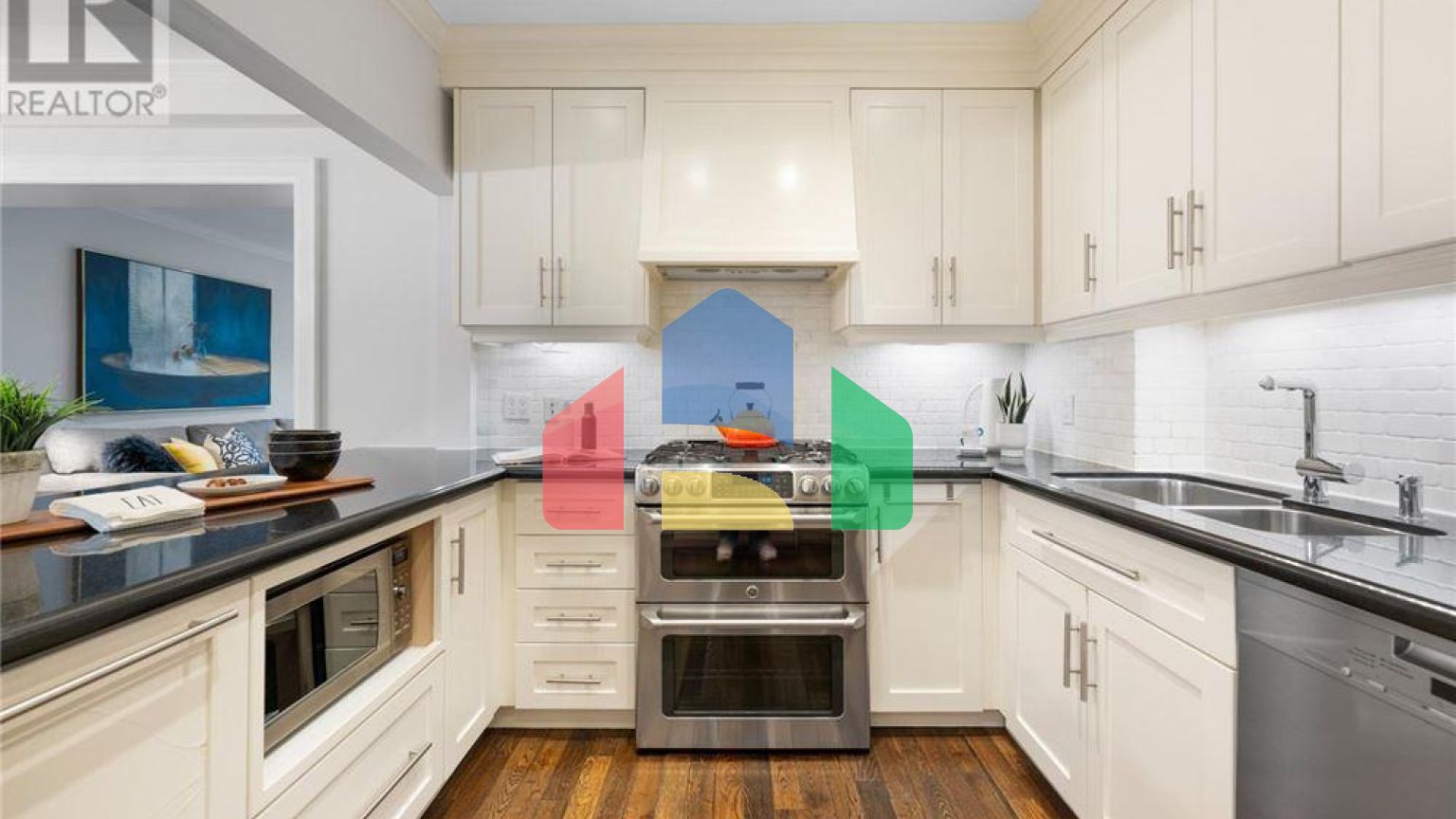 Residential - Single Family Home - Toronto, Canada - Canada