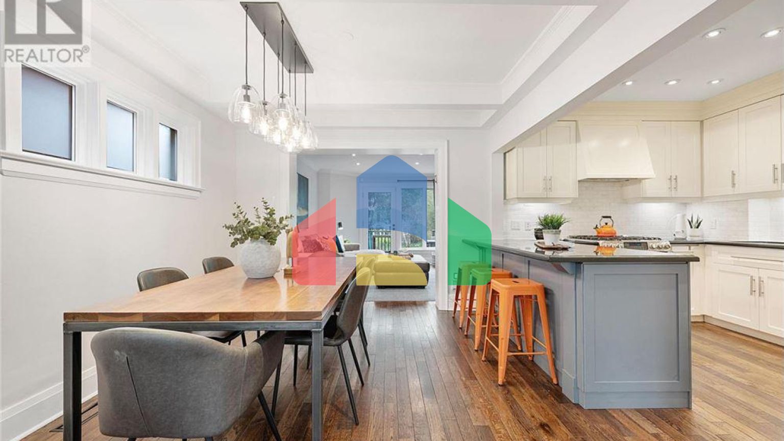 Residential - Single Family Home - Toronto, Canada - Canada