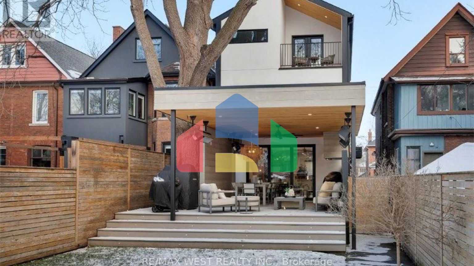 Residential - Single Family Home - Toronto, Canada - Canada