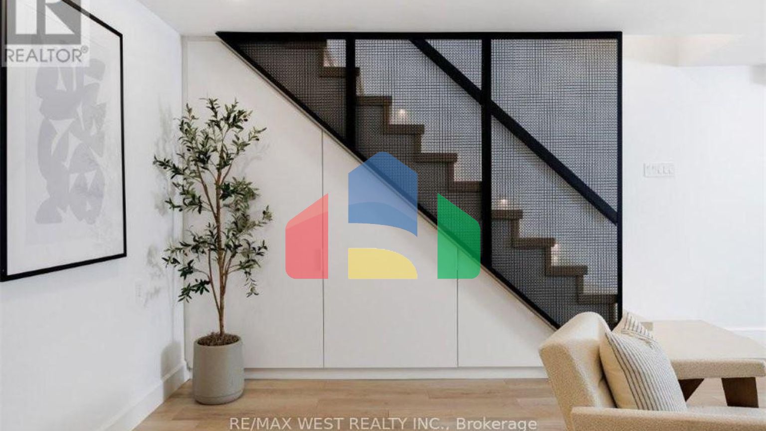 Residential - Single Family Home - Toronto, Canada - Canada