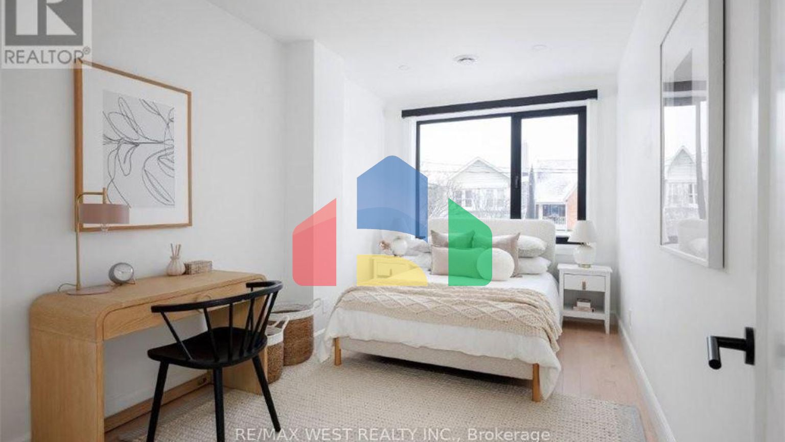 Residential - Single Family Home - Toronto, Canada - Canada